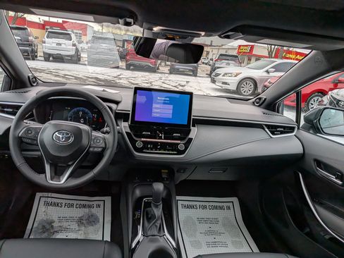 Certified 2025 Toyota Corolla XSE image 15