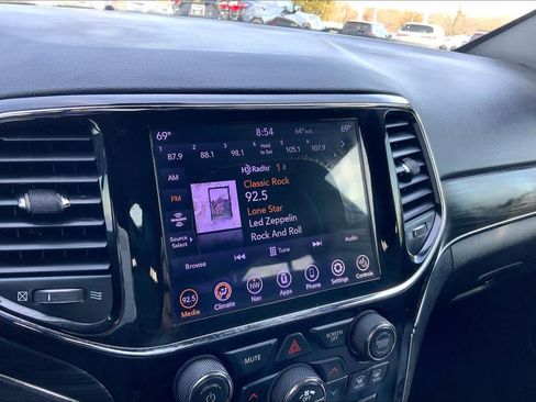 Used 2020 Jeep Grand Cherokee Limited image 33