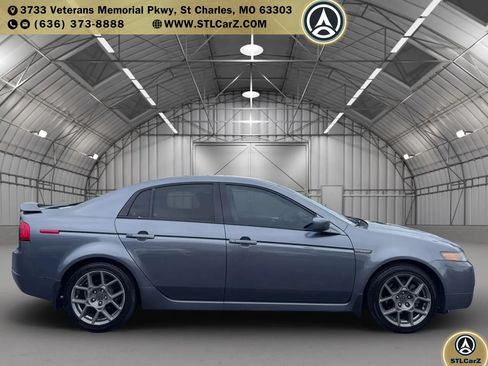 Used 2005 Acura TL FWD image 2