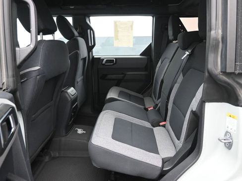 Certified 2022 Ford Bronco Base image 23