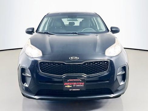Used 2017 Kia Sportage LX image 4