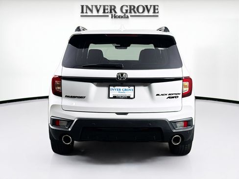 Certified 2024 Honda Passport Black Edition image 6