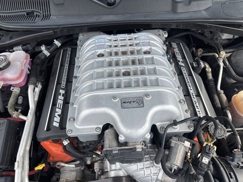 Used 2016 Dodge Challenger SRT Hellcat image 28