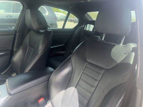 Used 2021 BMW 330i Sedan w/ Premium Package image 3