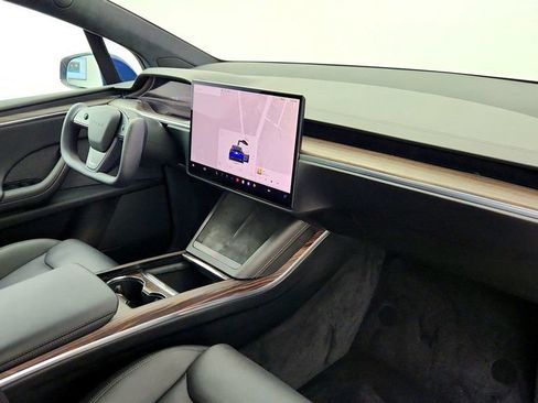 Used 2023 Tesla Model X image 28