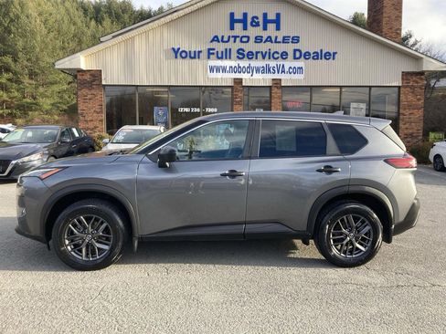 Used 2021 Nissan Rogue S image 8