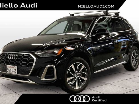 Used 2023 Audi Q5 2.0T Premium w/ Convenience Package image 1