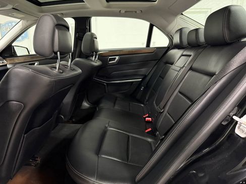 Used 2014 Mercedes-Benz E 350 4MATIC Sedan image 38