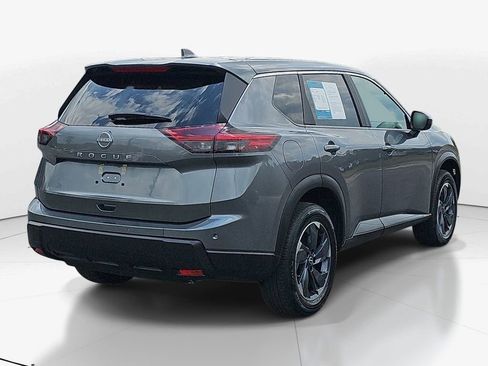 Used 2025 Nissan Rogue SV FWD image 6