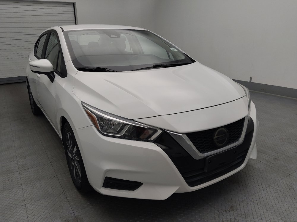 Used 2021 Nissan Versa SV FWD image 14