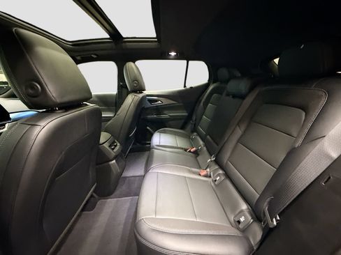 New 2026 Chevrolet Equinox EV LT FWD image 28