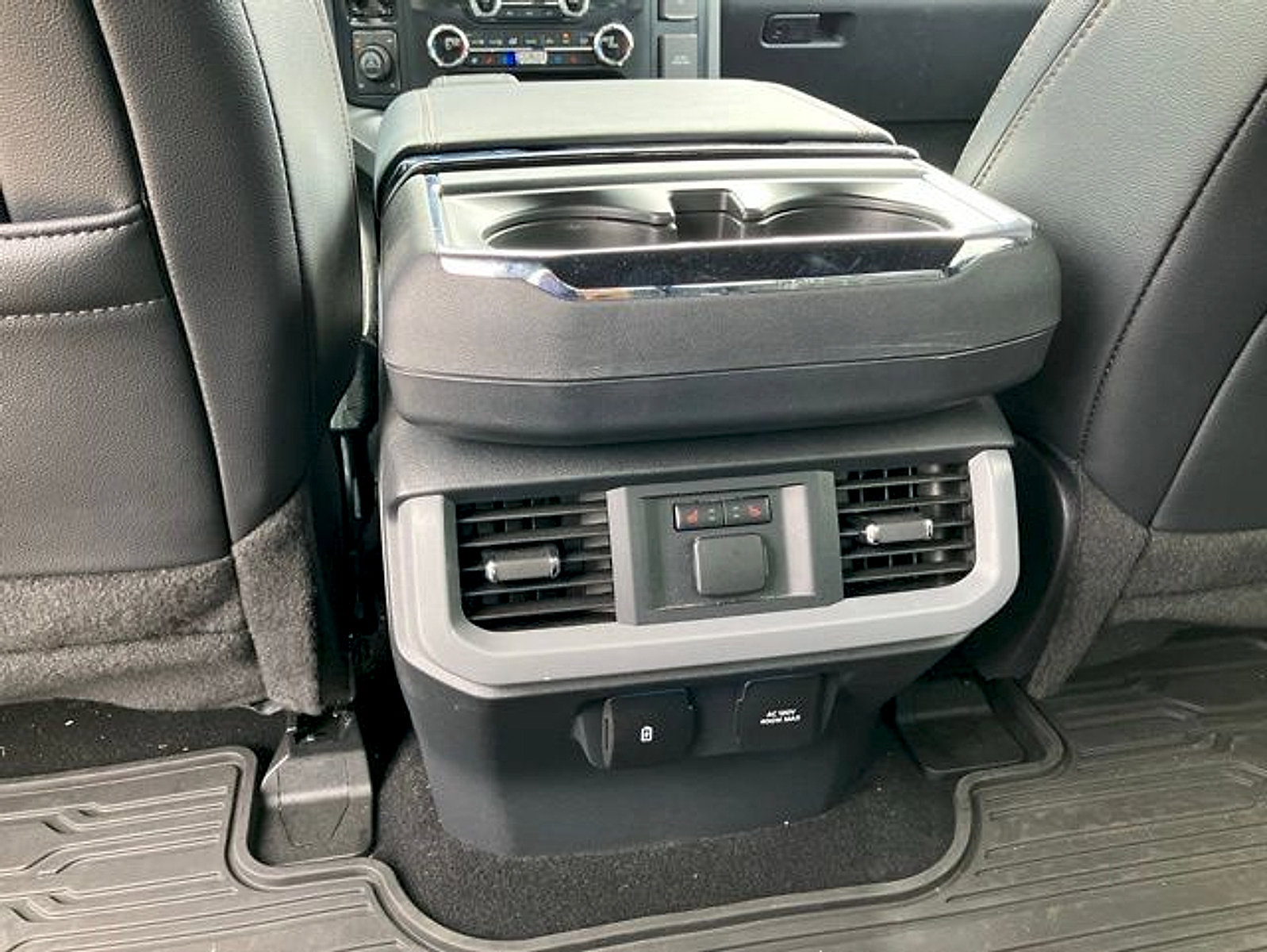 Used 2024 Ford F150 Lariat w/ Equipment Group 502A High AWD/4WD image 15