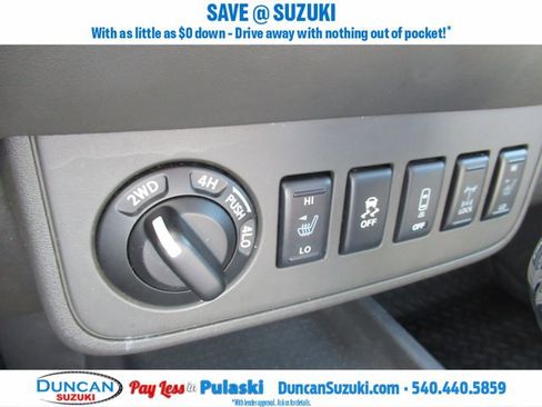 Used 2018 Nissan Frontier PRO-4X image 28