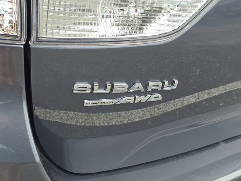 Used 2023 Subaru Forester Premium AWD/4WD image 10