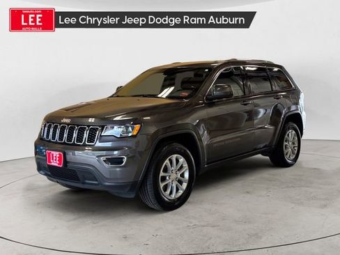Used 2021 Jeep Grand Cherokee Laredo AWD/4WD image 1
