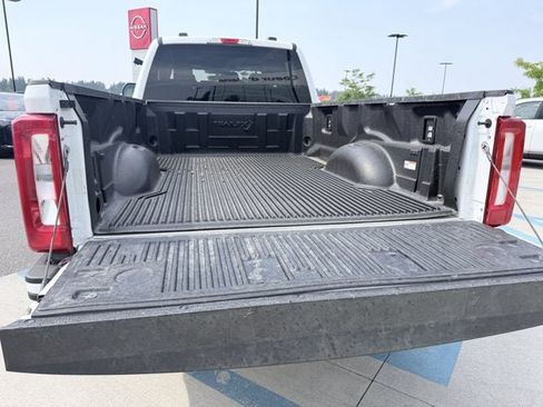 Used 2024 Ford F350 XLT AWD/4WD image 9
