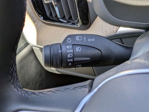 New 2026 Volvo XC60 B5 Core w/ Protection Package Premier image 36