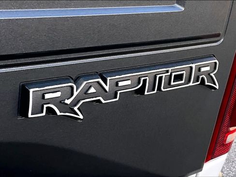 Used 2017 Ford F150 Raptor w/ Equipment Group 802A Luxury image 10