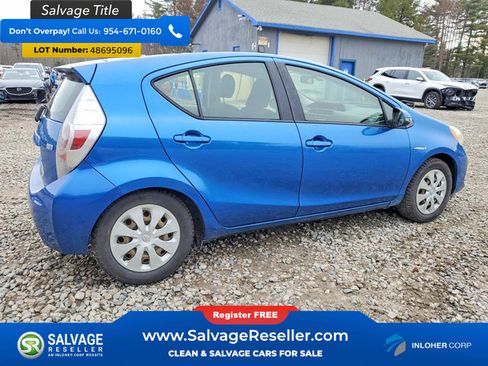 Used 2013 Toyota Prius C Two image 4