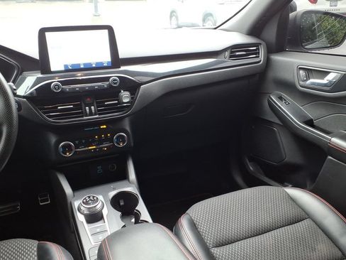 Used 2023 Ford Escape ST-Line AWD/4WD image 13