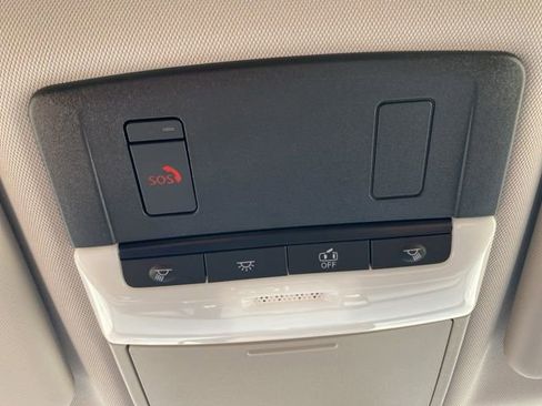 New 2025 Mitsubishi Outlander SE image 34