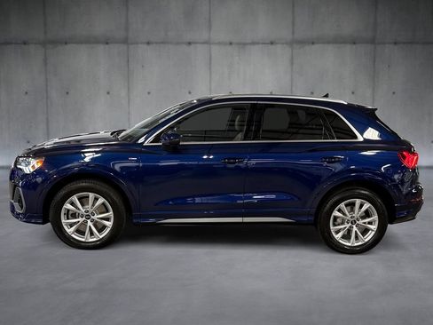 Certified 2025 Audi Q3 2.0T Premium w/ Convenience Package AWD/4WD image 2