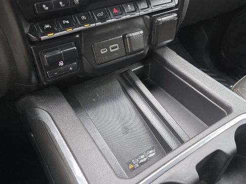 Used 2020 GMC Sierra 1500 AT4 w/ AT4 Premium Package AWD/4WD image 20