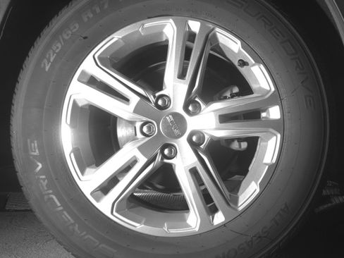 Used 2024 GMC Terrain SLE image 15