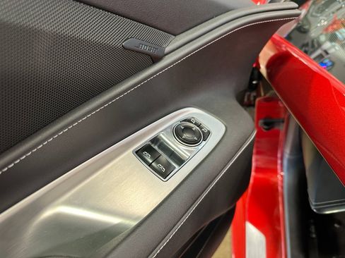 Used 2021 Chevrolet Corvette Stingray Coupe w/ 1LT RWD image 21