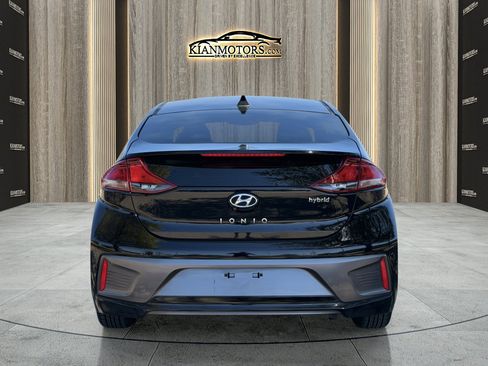 Used 2020 Hyundai Ioniq SE image 6