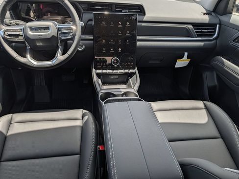 New 2026 GMC Terrain Denali w/ LPO, Floor Liner Package AWD/4WD image 13