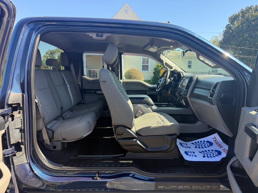 Used 2019 Ford F250 XLT w/ XLT Premium Package AWD/4WD image 6