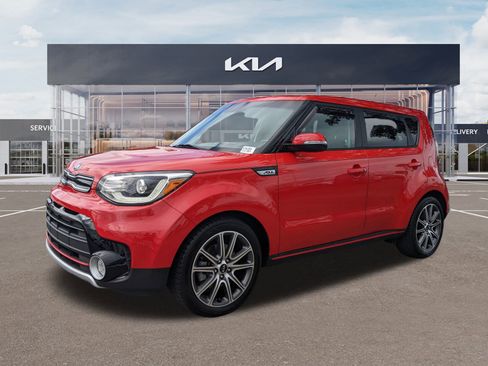 Certified 2017 Kia Soul ! w/ Tech Package image 6