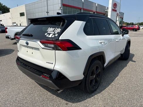 Used 2019 Toyota RAV4 XSE AWD/4WD image 4