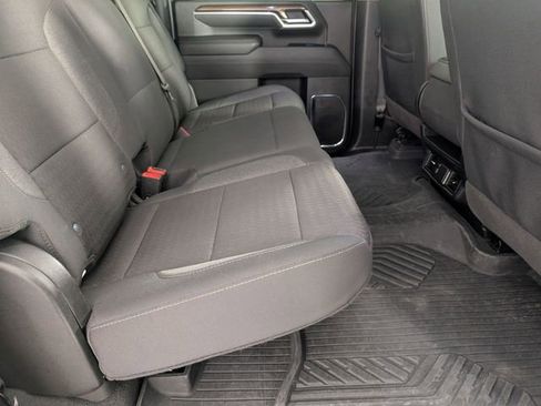 Certified 2025 Chevrolet Silverado 2500 LT AWD/4WD image 30