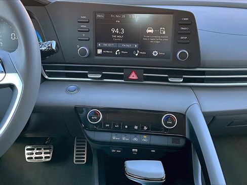 New 2026 Hyundai Elantra Sport image 7