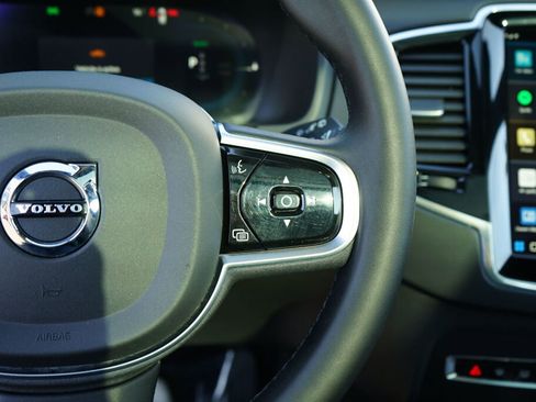 Used 2023 Volvo XC90 T8 Ultimate image 28