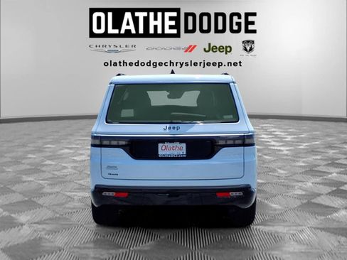 New 2026 Jeep Grand Wagoneer 4WD image 27