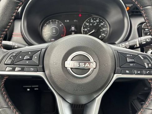 Used 2023 Nissan Kicks SR w/ SR Premium Package FWD image 38