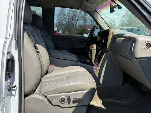 Used 2003 GMC Sierra 1500 SLT w/ SLT Preferred Equipment Group image 13