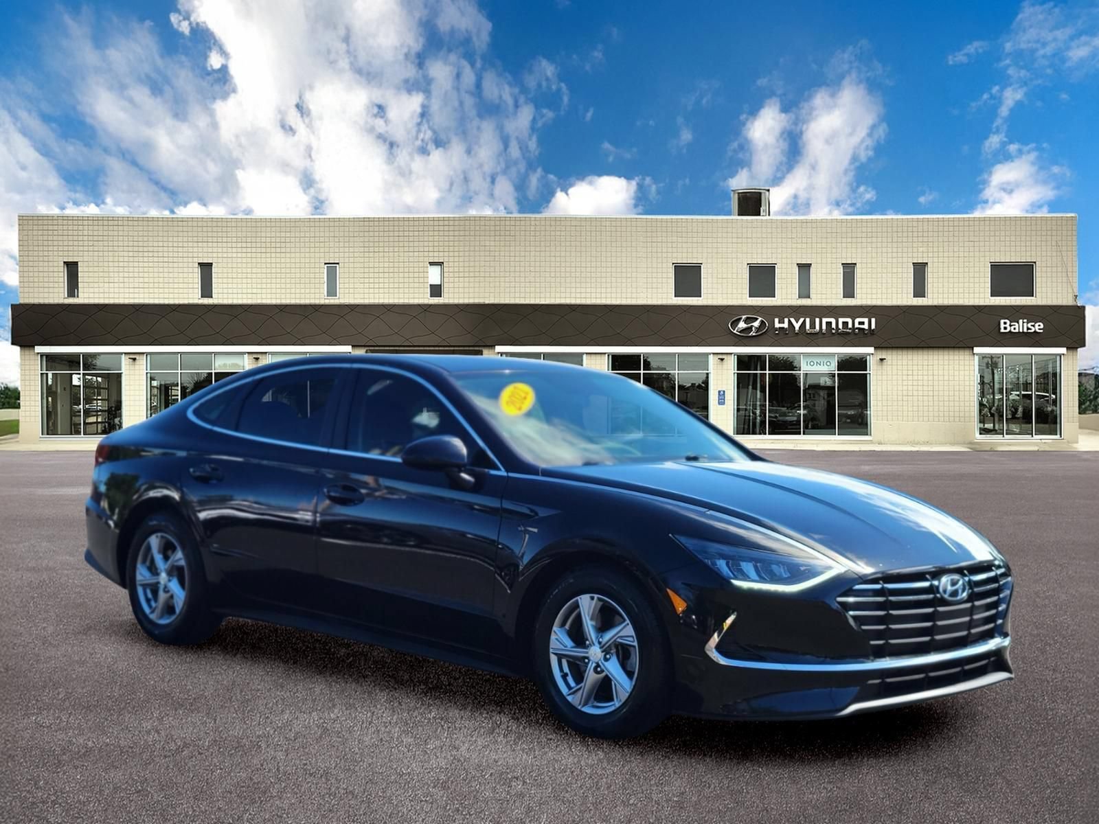 Used 2021 Hyundai Sonata SE FWD image 1