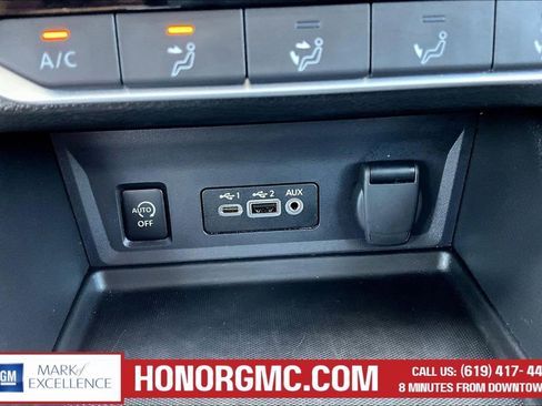 Used 2024 Nissan Sentra SV FWD image 16