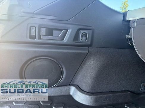 Certified 2025 Subaru Outback Onyx Edition AWD/4WD image 25
