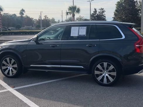 Used 2022 Volvo XC90 T8 Inscription w/ Advanced Package image 6