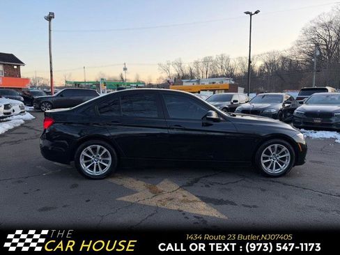 Used 2017 BMW 320i xDrive Sedan image 4