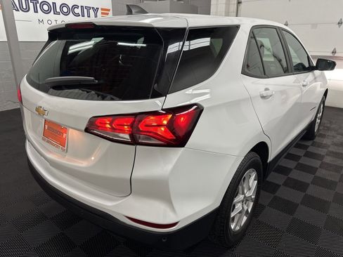 Used 2022 Chevrolet Equinox LS image 10