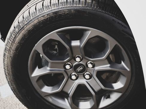 Used 2023 Ford Maverick XLT image 4