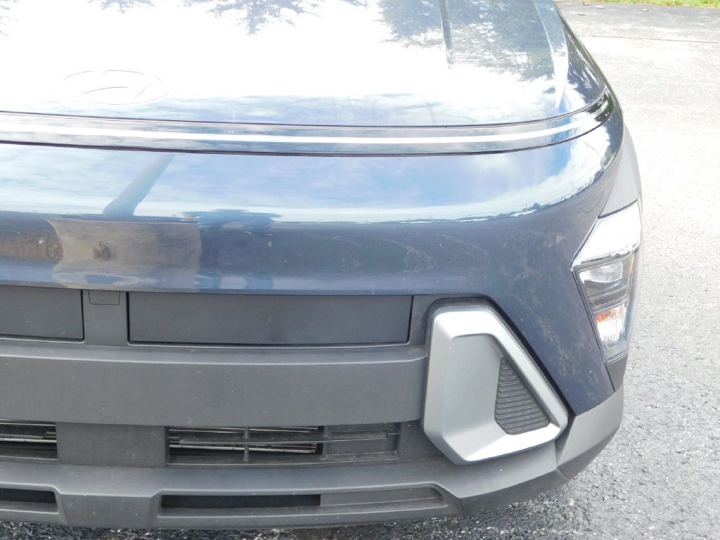 Used 2026 Hyundai Kona SE FWD image 9