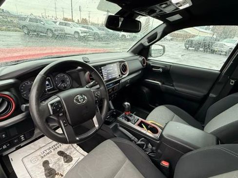 Used 2021 Toyota Tacoma 4x4 Double Cab image 20