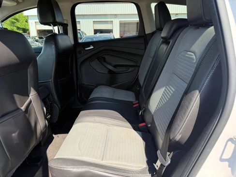 Used 2017 Ford Escape Titanium w/ Canadian Touring Package AWD/4WD image 21